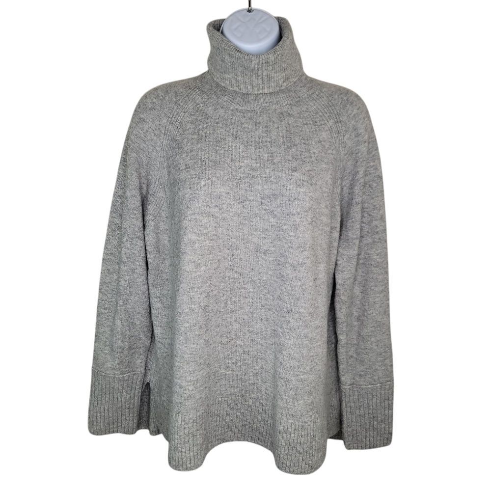 J. Crew Wool & Alpaca Blend Turtle Neck Sweater Size Medium